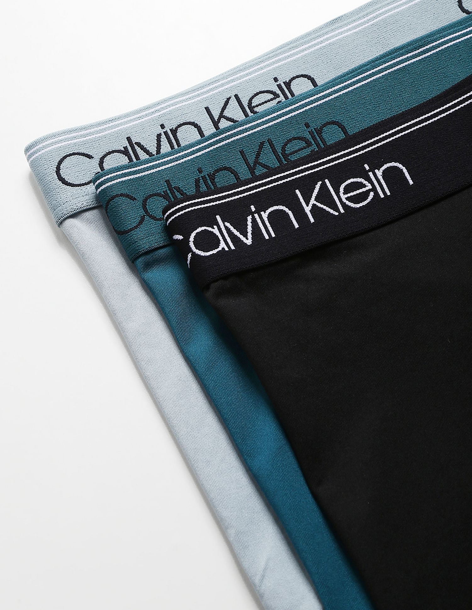 Calvin Klein Underwear Low Rise Solid Trunks - Pack Of 3