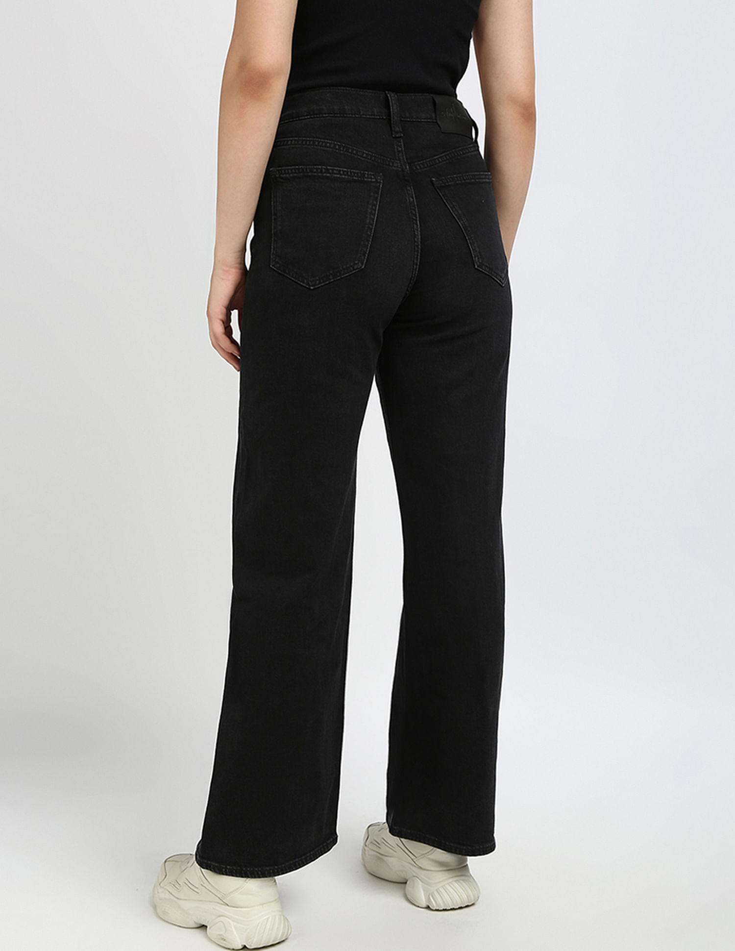 Calvin Klein Jeans Wide Leg Fit Jeans