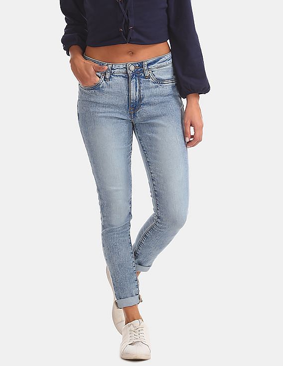 low rise jeans fit