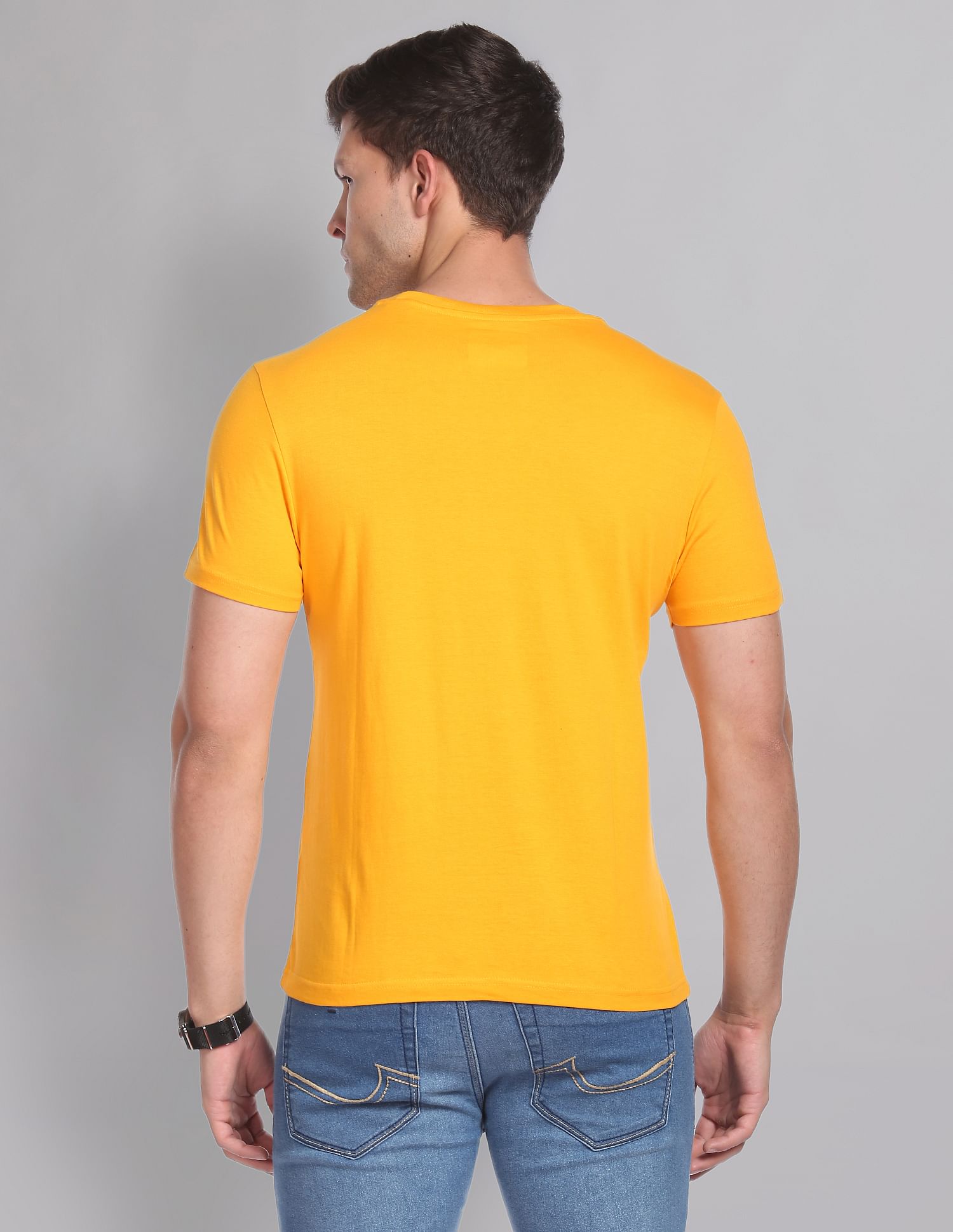 AD by Arvind Crew Neck Graphic Print T-Shirt