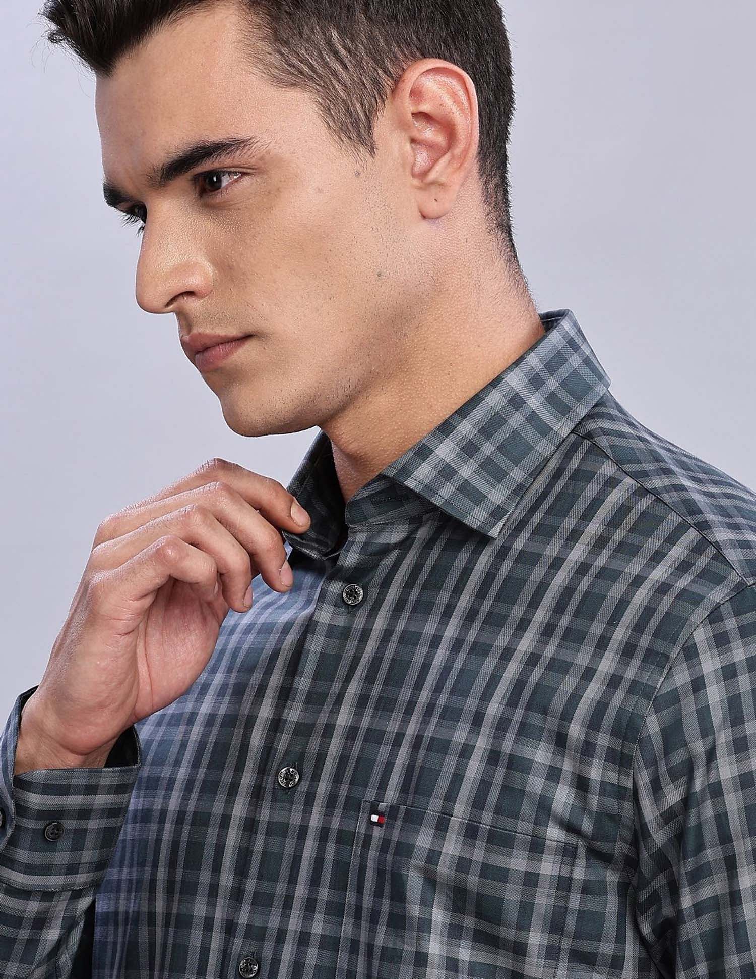 Tommy Hilfiger Checked Regular Fit Plain Woven Shirt