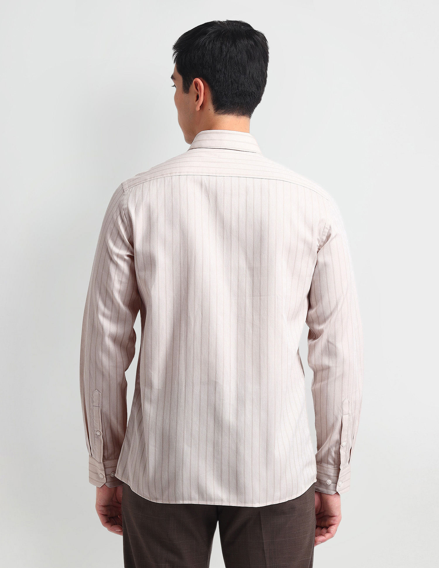 Arrow Manhattan Slim Fit Dobby Shirt