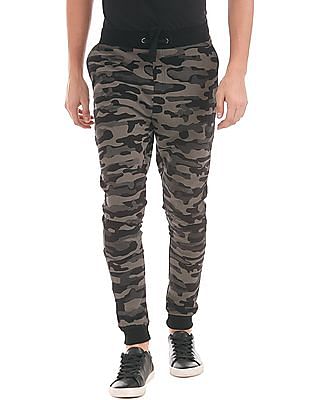 camo print joggers mens