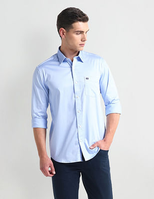 Arrow Sports Manhattan Slim Fit Solid Shirt