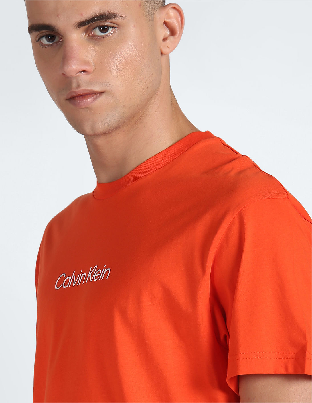 Buy Calvin Klein Hero Logo Comfort T-Shirt - NNNOW.com