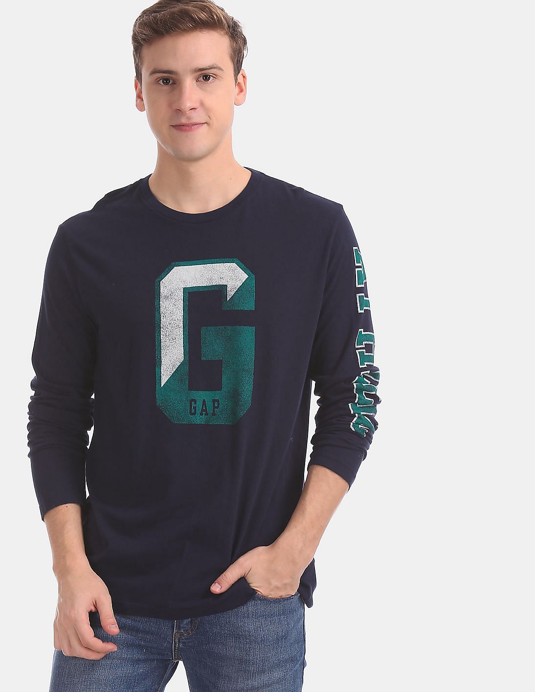 gap weekend t shirt