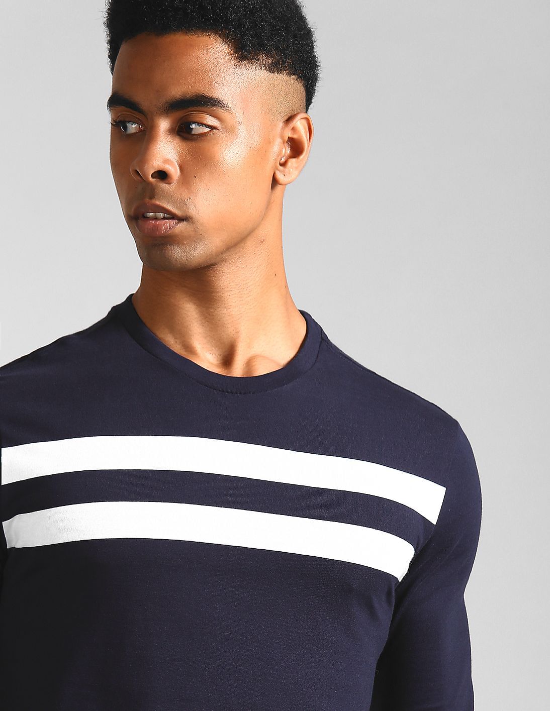 Buy GAP Men Blue Long Sleeve Crew Neck Striped T-Shirt - NNNOW.com