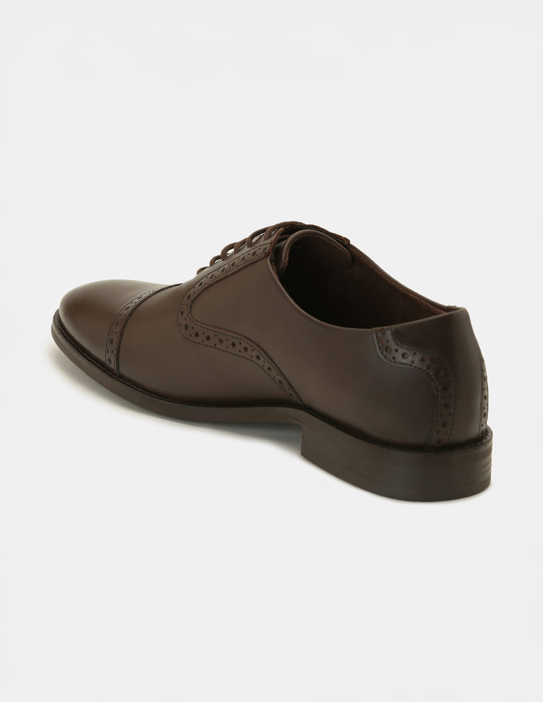 Buy Arrow Men Dagger Textured Formal Shoes - NNNOW.com