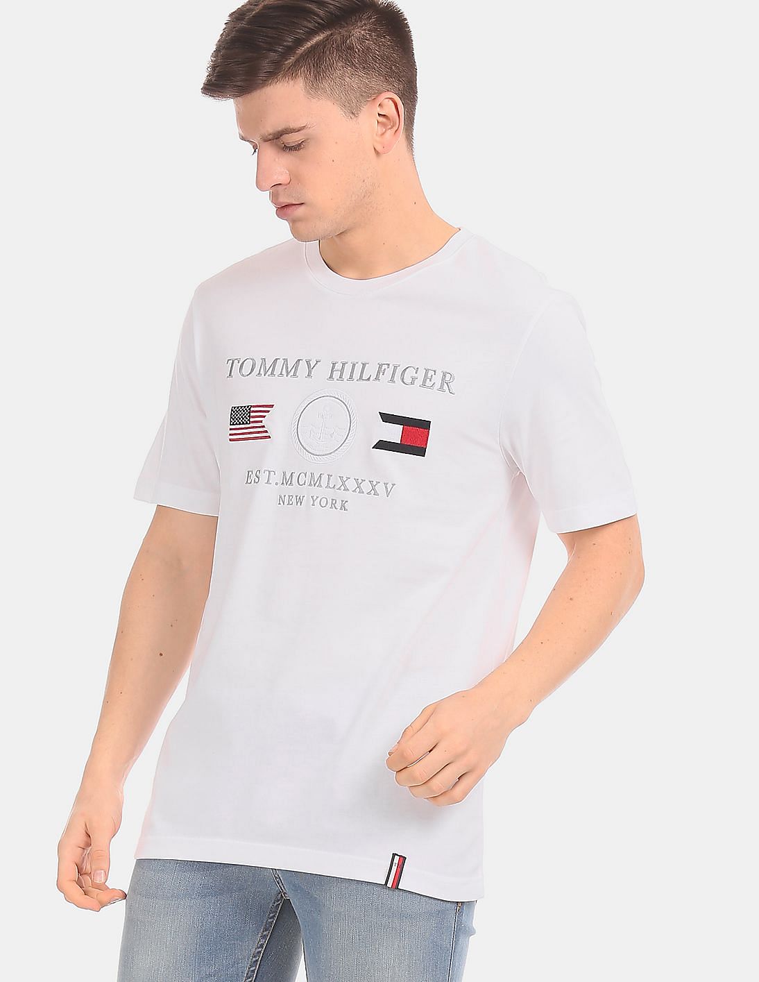 Buy Tommy Hilfiger Men White Crew Neck Flag Embroidered T-Shirt - NNNOW.com