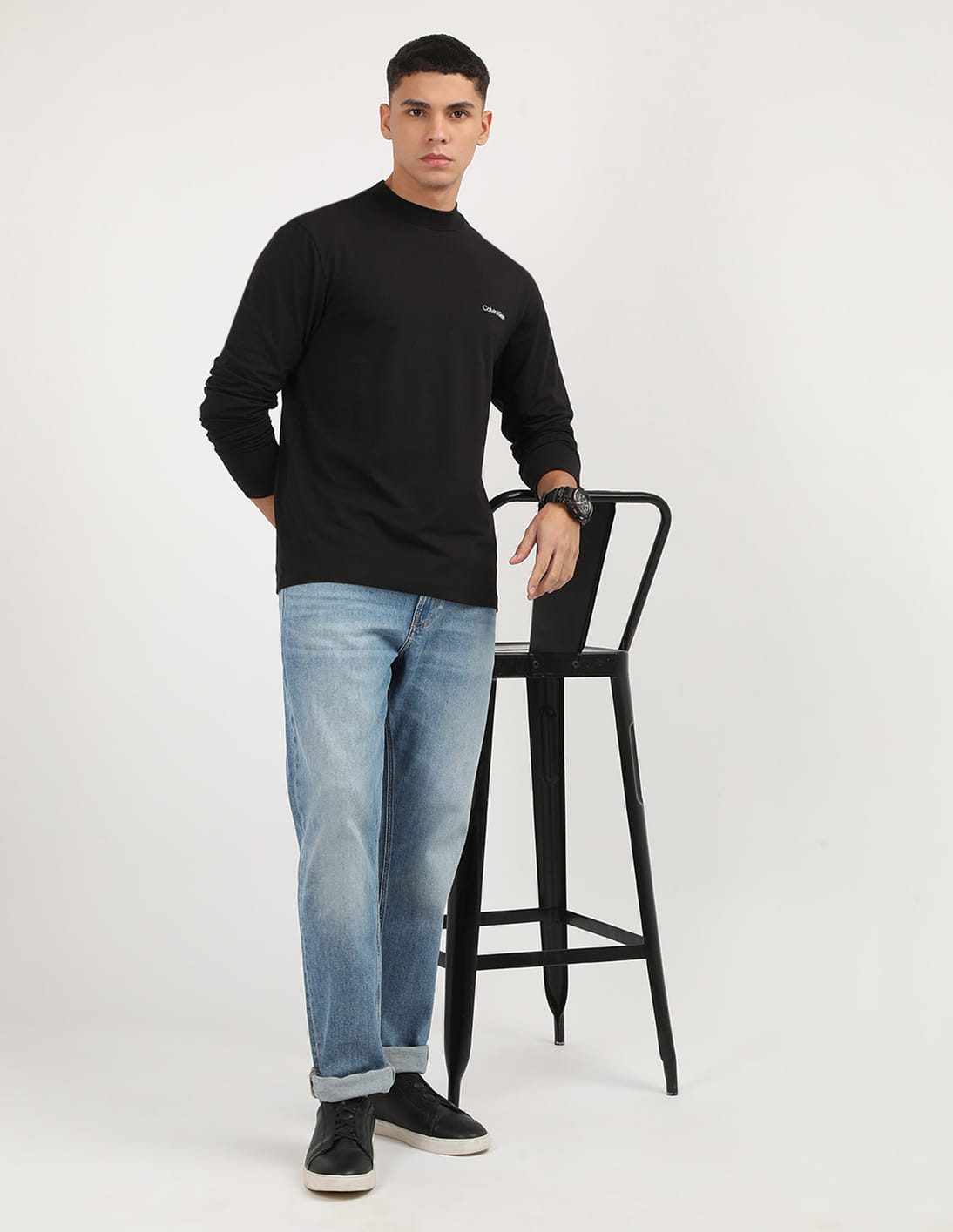 Buy Calvin Klein Solid Mock Neck T-Shirt - NNNOW.com