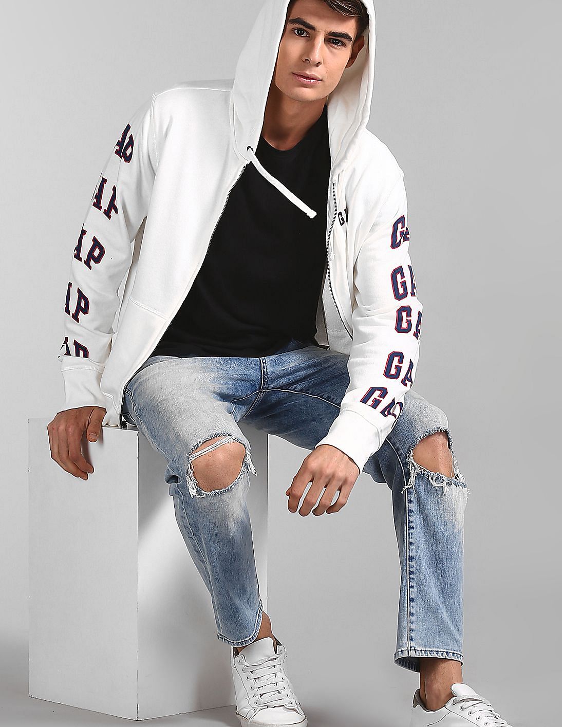 Buy GAP Men Men White Logo Print Hooded Sweatshirt - NNNOW.com