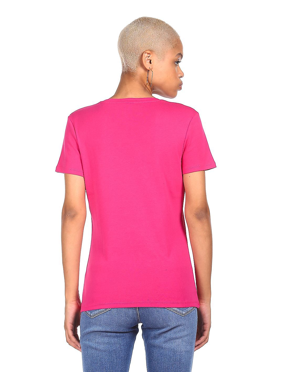 Buy Tommy Hilfiger Women Magenta Short Sleeve V-Neck T-Shirt