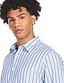 Aeropostale Men Blue Spread Collar Striped Casual Shirt